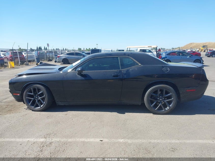 DODGE CHALLENGER - zdjęcie 14