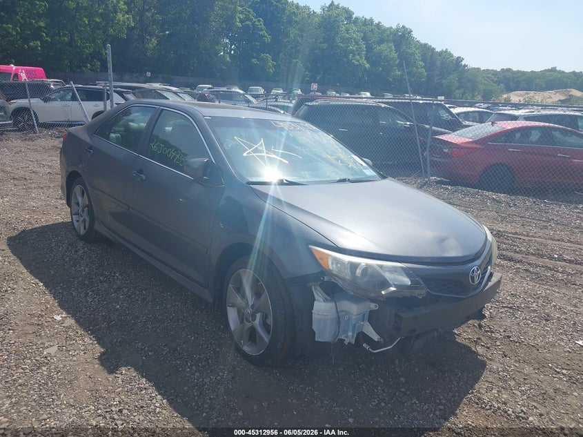 2012 TOYOTA CAMRY auction photo 1