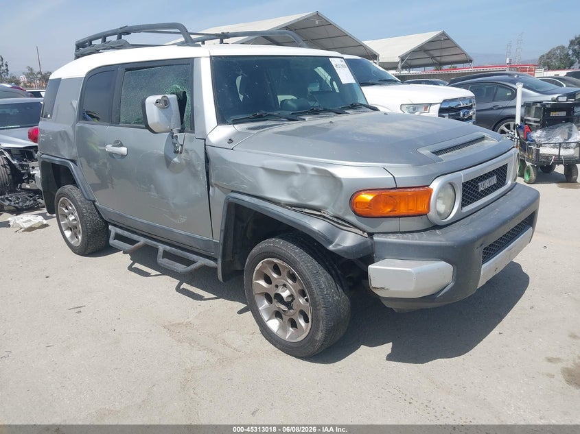 Vin: jtebu4bf9bk112563, lot: 45810945, toyota fj cruiser 2011 img_1