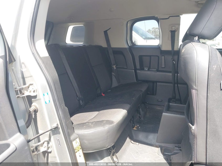 2011 Toyota Fj Cruiser VIN: JTEBU4BF9BK112563 Lot: 45313018
