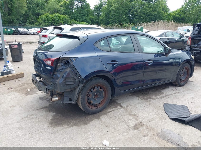 2015 MAZDA MAZDA3 auction photo 4