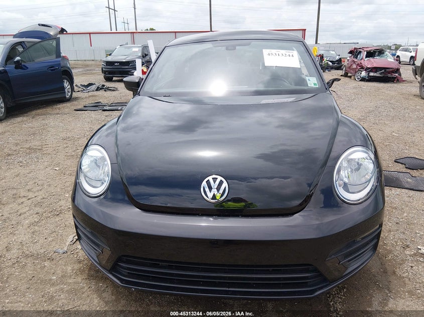 2017 VOLKSWAGEN BEETLE #PINKBEETLE/1.8T CLASSIC/1.8T S — Фото 12