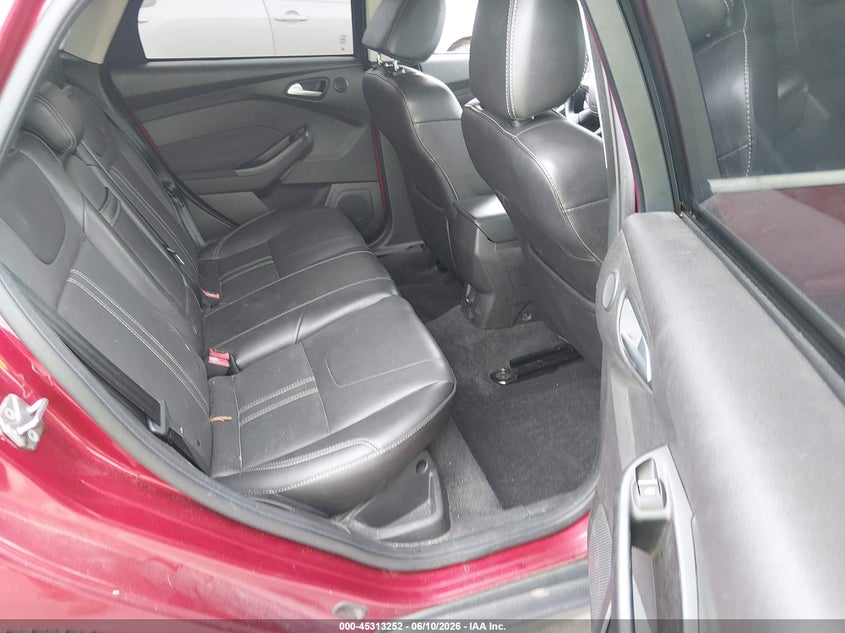 2013 Ford Focus Titanium VIN: 1FADP3J22DL349931 Lot: 45313252