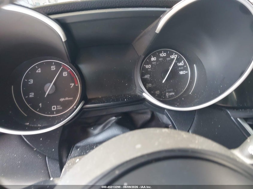 2021 ALFA ROMEO GIULIA 2.0L I-4 DI, VVT, TU(VIN: ZARFAMBN7M7645304