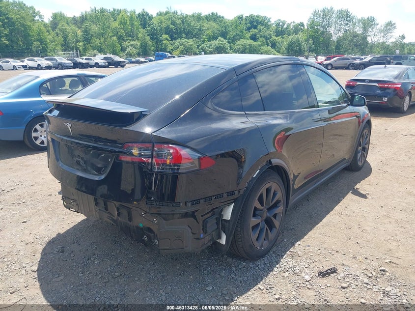 2022 Tesla Model X Dual Motor All-Wheel Drive VIN: 7SAXCBE57NF328517 Lot: 45313428
