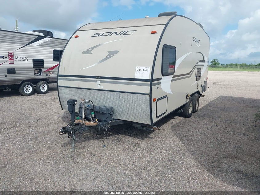 4EZT21720F4020866 2015 Venture Sonic photo 1