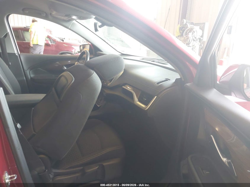 2018 GMC TERRAIN auction photo 5