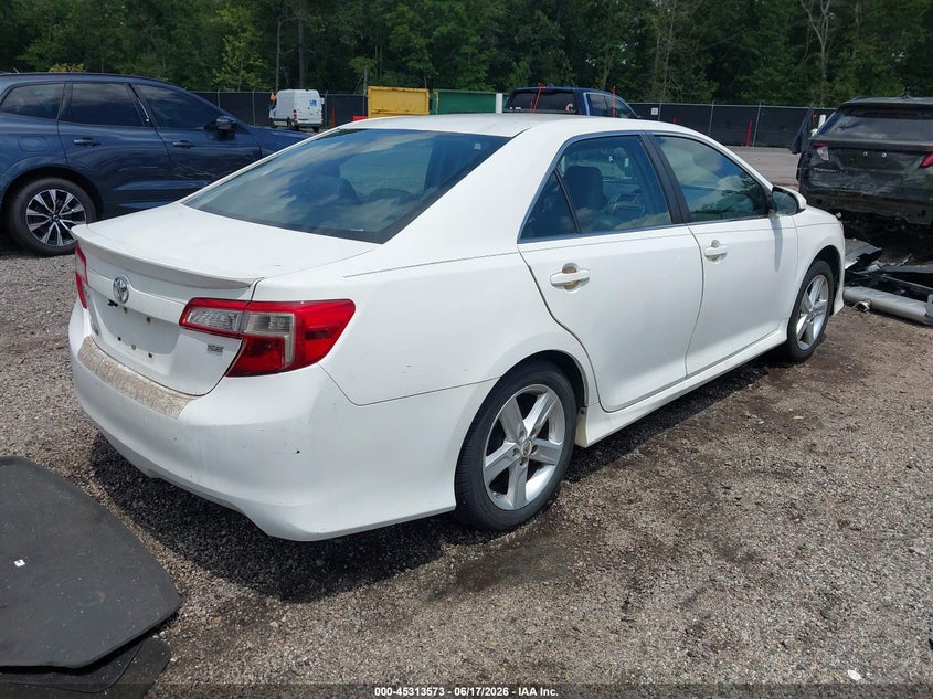 2013 TOYOTA CAMRY auction photo 4