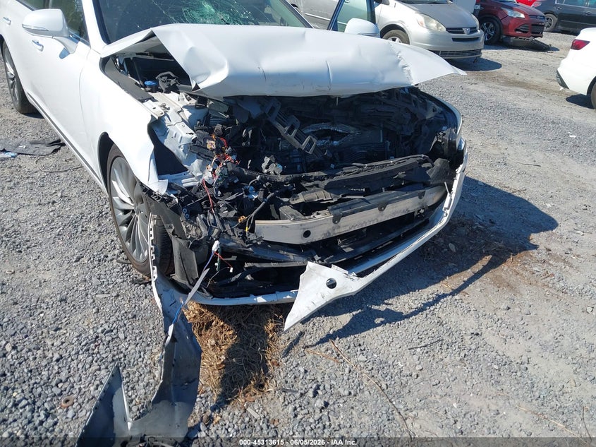 2019 GENESIS G90 auction photo 6