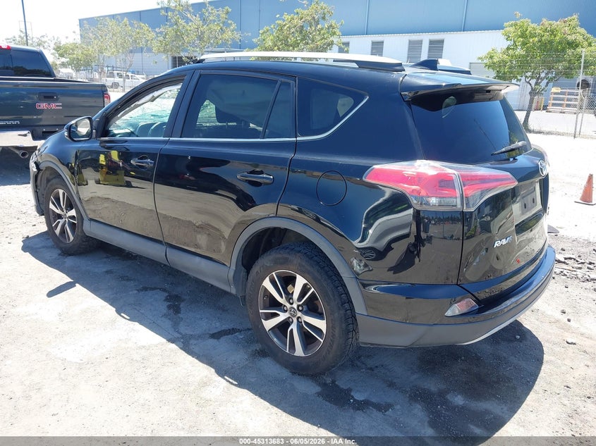 Vin: 2t3rfrev1hw584222, lot: 45811608, toyota rav4 xle 20173