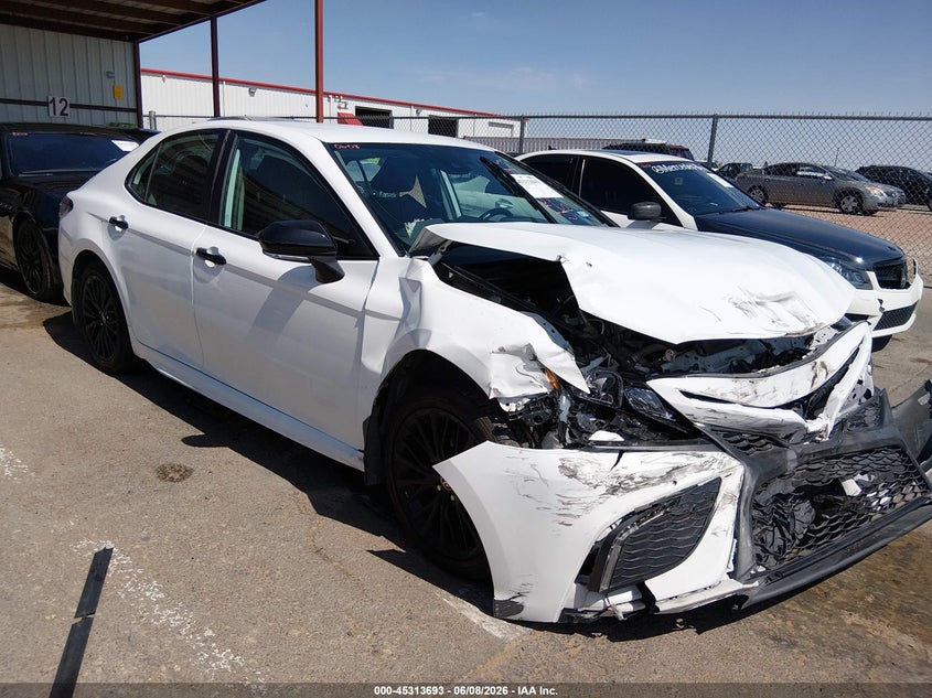 2022 TOYOTA CAMRY NIGHTSHADE EDITION HYBRID — Photo gallery