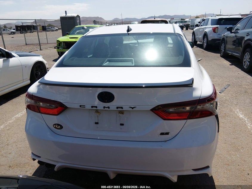 2022 TOYOTA CAMRY NIGHTSHADE EDITION HYBRID — Photo 16