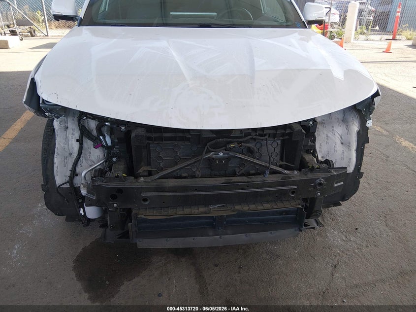 2024 VINFAST VF 8 auction photo 6