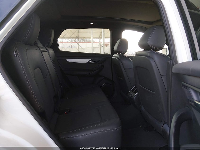 2024 VINFAST VF 8 auction photo 8
