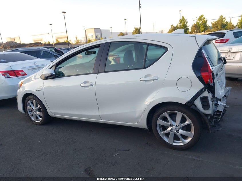 2015 Toyota Prius C Four VIN: JTDKDTB30F1092302 Lot: 45313757