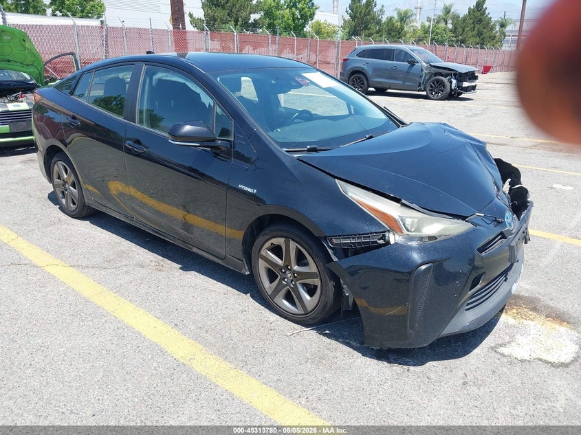 Vin: jtdkarfu1k3086991, lot: 45811706, toyota prius xle 2019 img_1