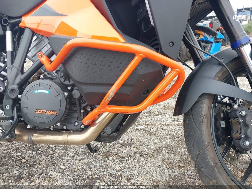 2023 KTM 1290 1301 CC(VIN: VBKV79400PM966334