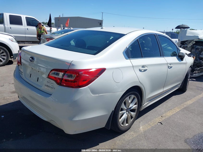 2015 SUBARU LEGACY auction photo 4