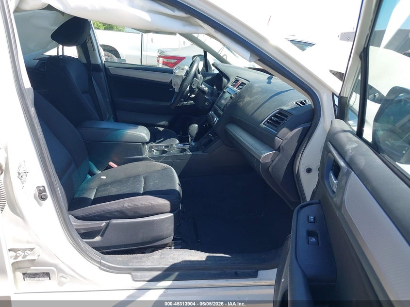 2015 SUBARU LEGACY auction photo 5