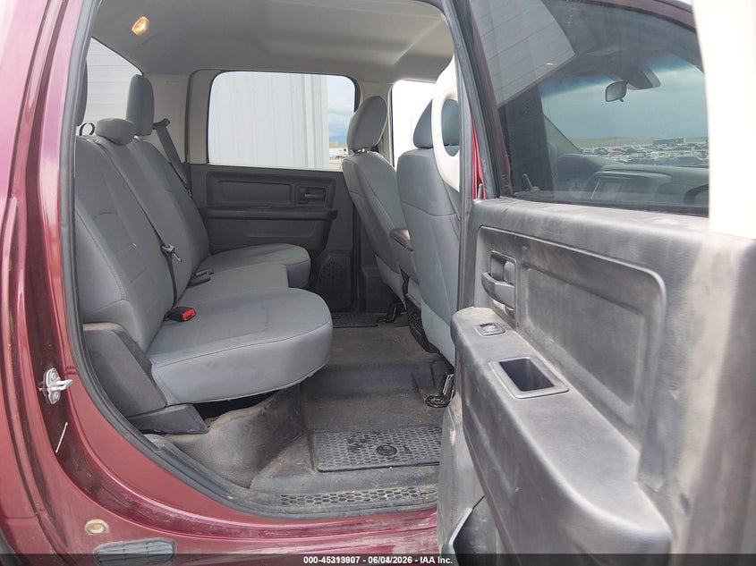 2017 RAM 1500 auction photo 8