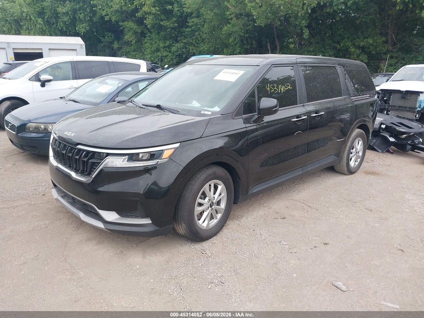 2022 KIA CARNIVAL MPV auction photo 2