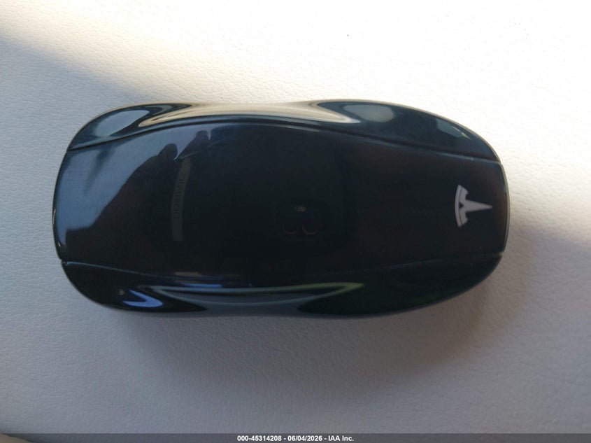 2020 Tesla Model S Long Range Dual Motor All-Wheel Drive/Long Range Plus Dual Motor All-Wheel Drive VIN: 5YJSA1E2XLF415452 Lot: 45314208