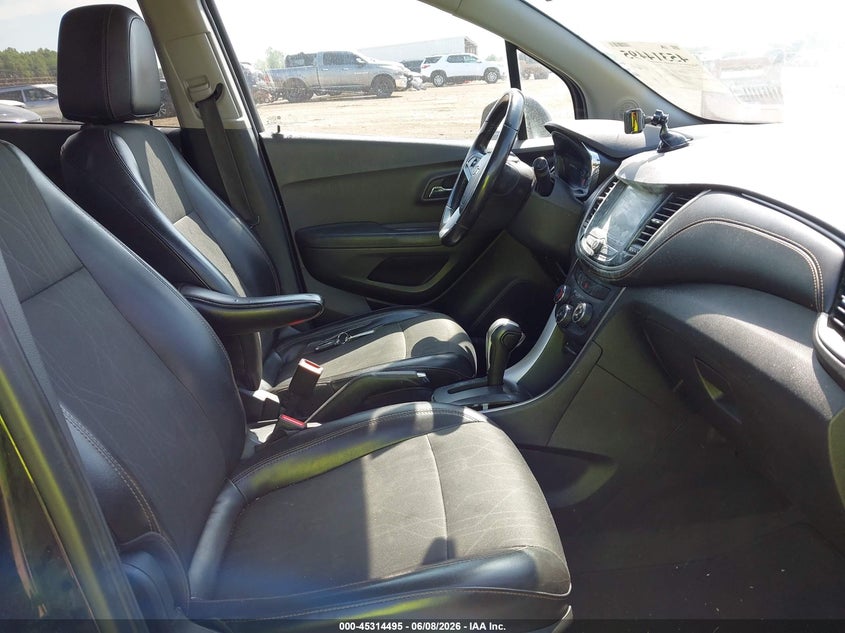 2017 CHEVROLET TRAX auction photo 5