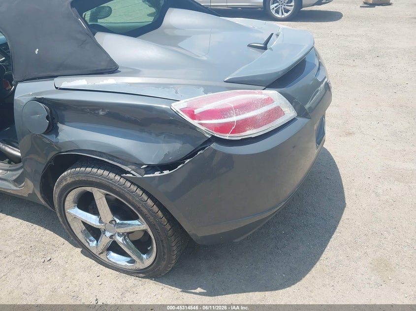2008 Saturn Sky VIN: 1G8MC35B28Y111192 Lot: 45314546