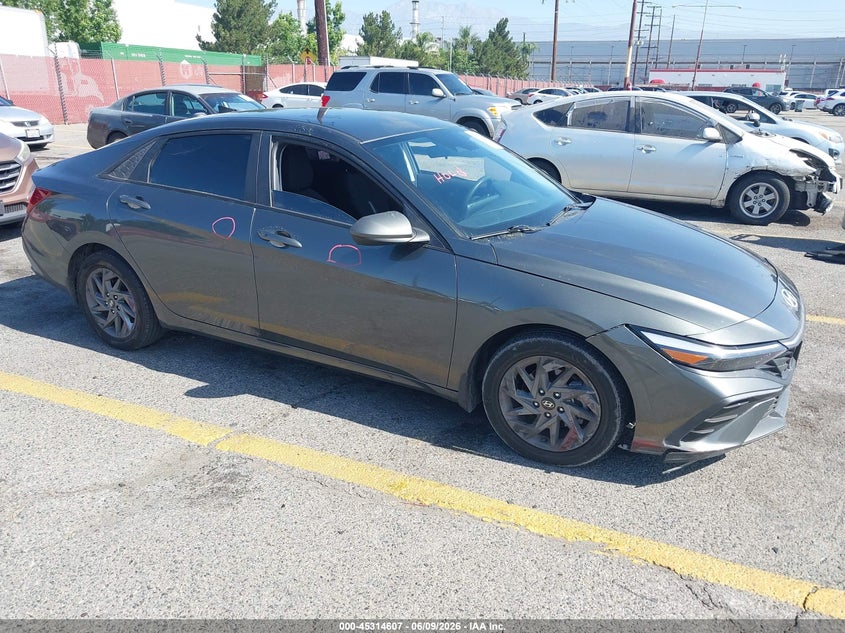 2024 Hyundai Elantra