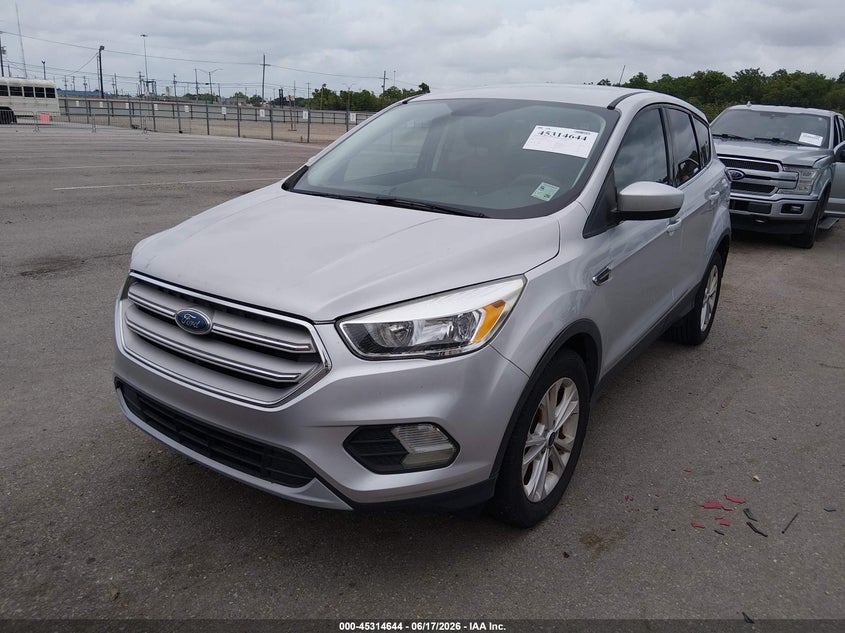 2019 FORD ESCAPE auction photo 2