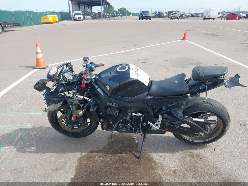 2009 Suzuki Gsx-R750 VIN: JS1GR7LA492102558 Lot: 45314668