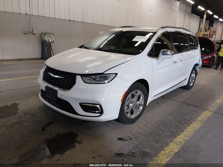 2022 CHRYSLER PACIFICA auction photo 2