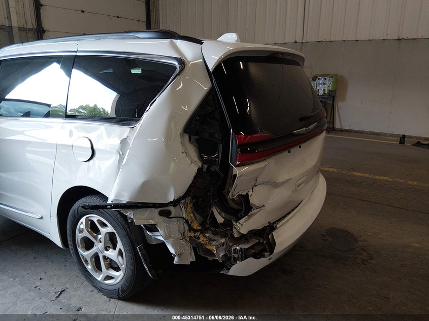 2022 CHRYSLER PACIFICA auction photo 6