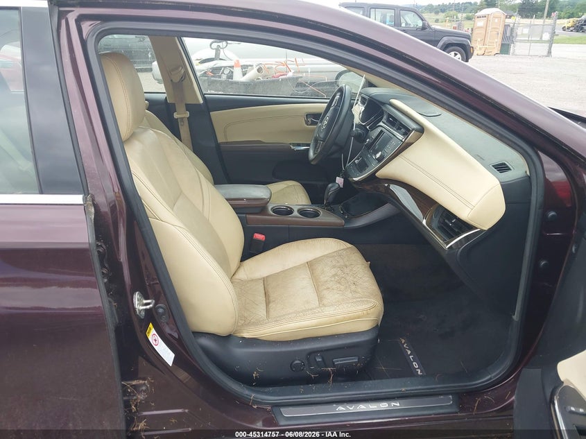 2013 TOYOTA AVALON HYBRID auction photo 5