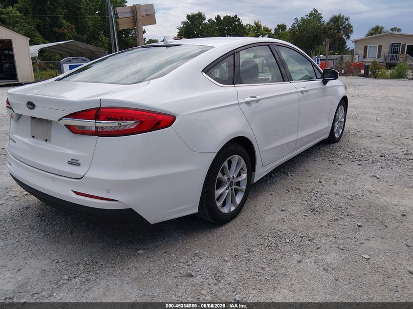2020 FORD FUSION auction photo 4