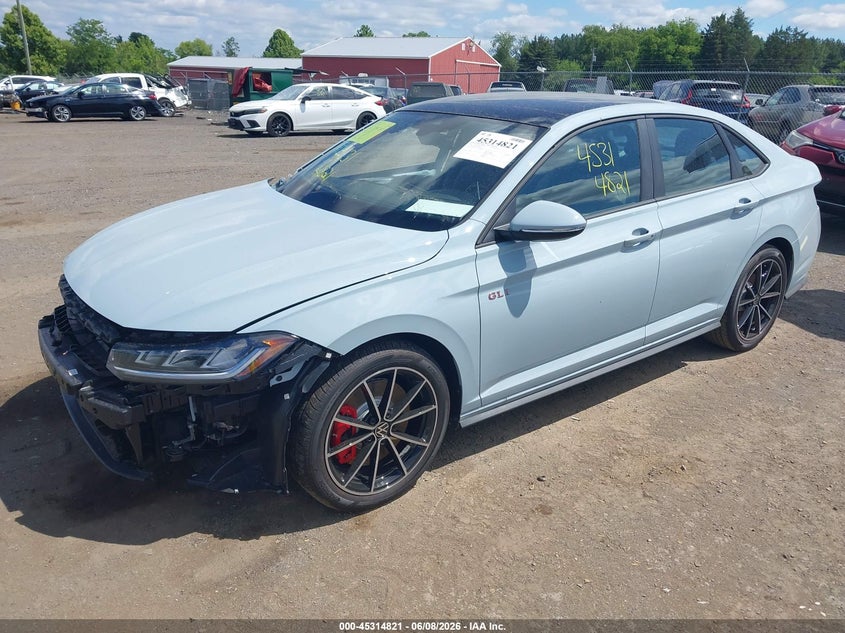 AtlanticExpress - Volkswagen Jetta