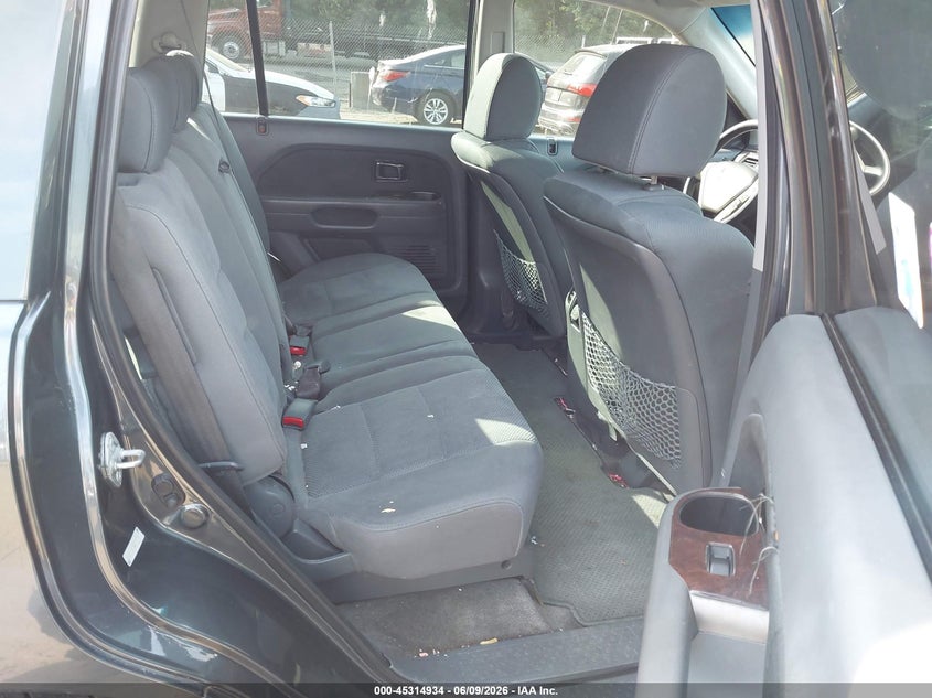 2006 Honda Pilot Lx VIN: 5FNYF18106B027570 Lot: 45314934