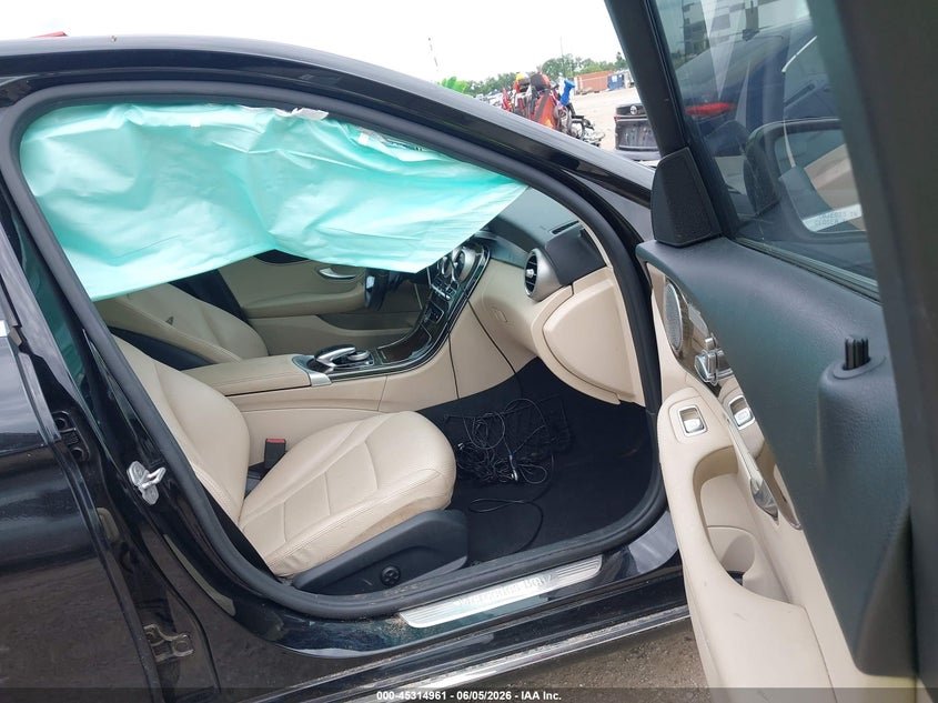 2016 MERCEDES-BENZ C 300 auction photo 5