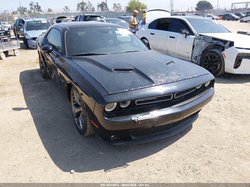 Vin: 2c3cdzat7fh708964, lot: 45812938, dodge challenger r/t 2015 img_1
