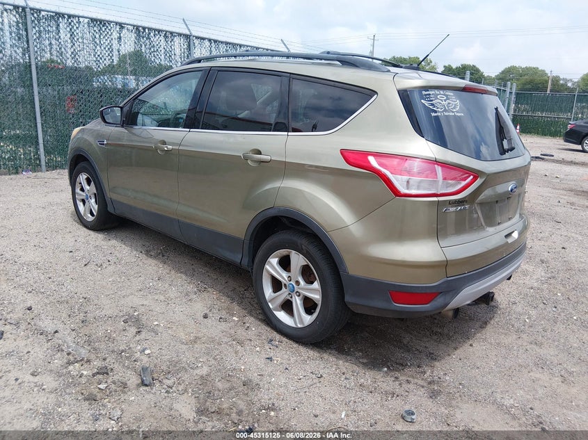 Vin: 1fmcu0gx1dud18059, lot: 45813051, ford escape se 20133