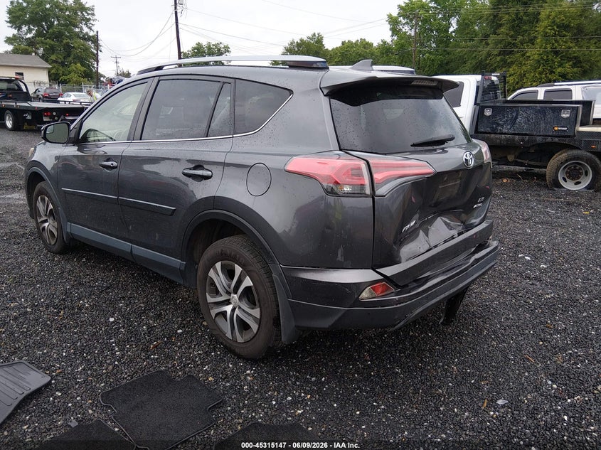 Vin: jtmbfrev6hj131388, lot: 45813073, toyota rav4 le 20173