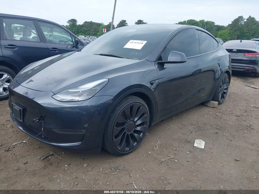 2025 TESLA MODEL Y ELECTRIC(VIN: 7SAYGDEFXSA338075