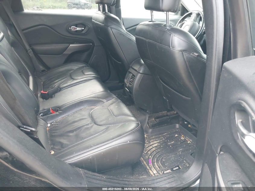 2019 JEEP CHEROKEE auction photo 8