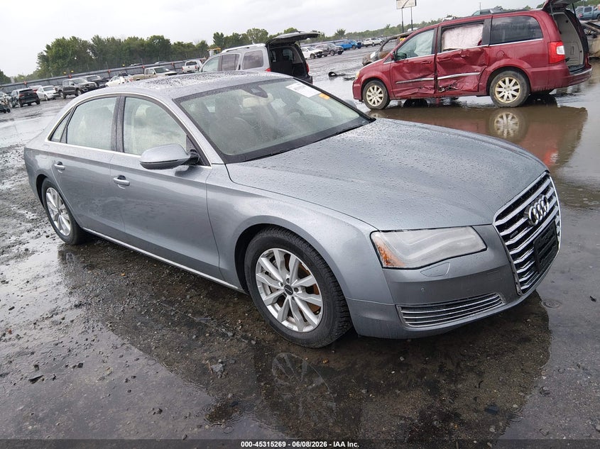 2013 AUDI A8 L auction photo 1