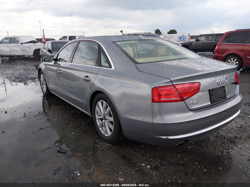 2013 AUDI A8 L auction photo 6