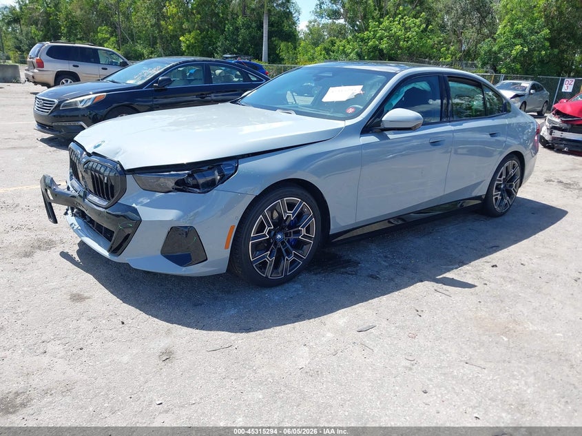 Vin: wby33fk05rcr50157, lot: 45813220, bmw i5 edrive40 20242