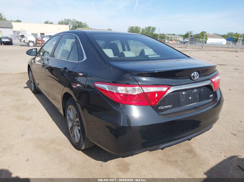 Vin: 4t1bf1fk1gu141244, lot: 45813403, toyota camry se 20163