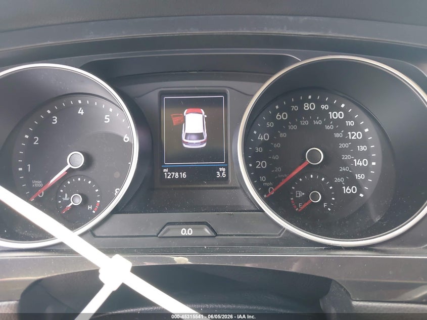 2018 VOLKSWAGEN TIGUAN auction photo 7