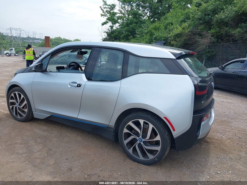 Vin: wby1z4c56fv503101, lot: 45813477, bmw i3 base w/range extender 20153