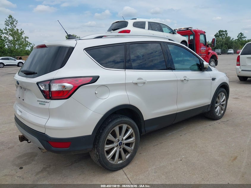 Vin: 1fmcu0j9xjub70936, lot: 45813544, ford escape titanium 20184